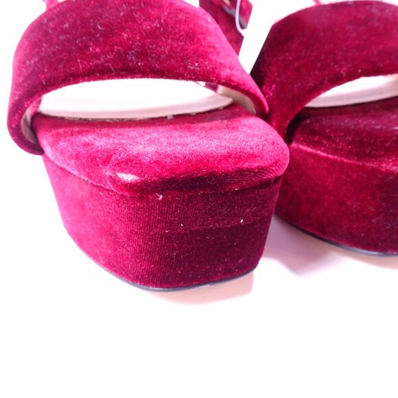 Banana Republic Women's Velvet Platform Dress Heel Pumps Sz 6 NWT 175 IRRG - Picture 8 of 16